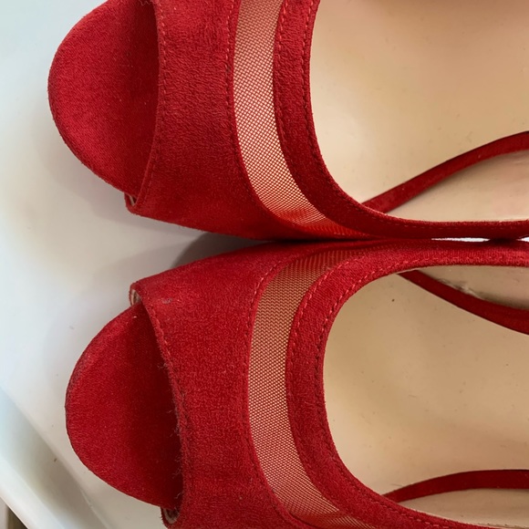 Nine West red peep toe heels - Picture 4 of 4